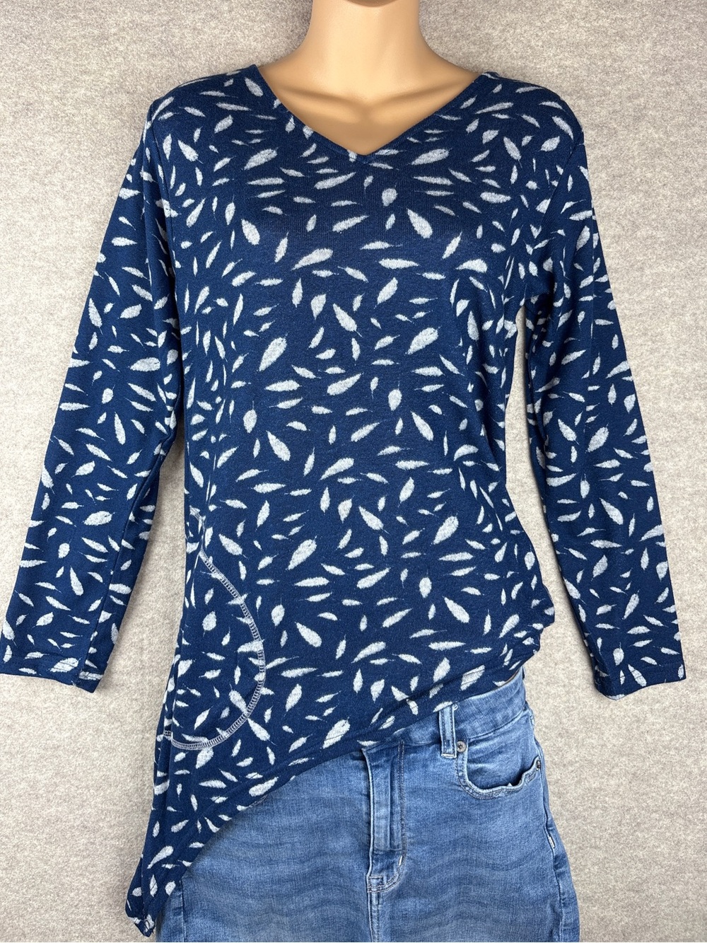 NWT Yak & Yeti Blue Printed Handkerchief Hem Tunic Top S